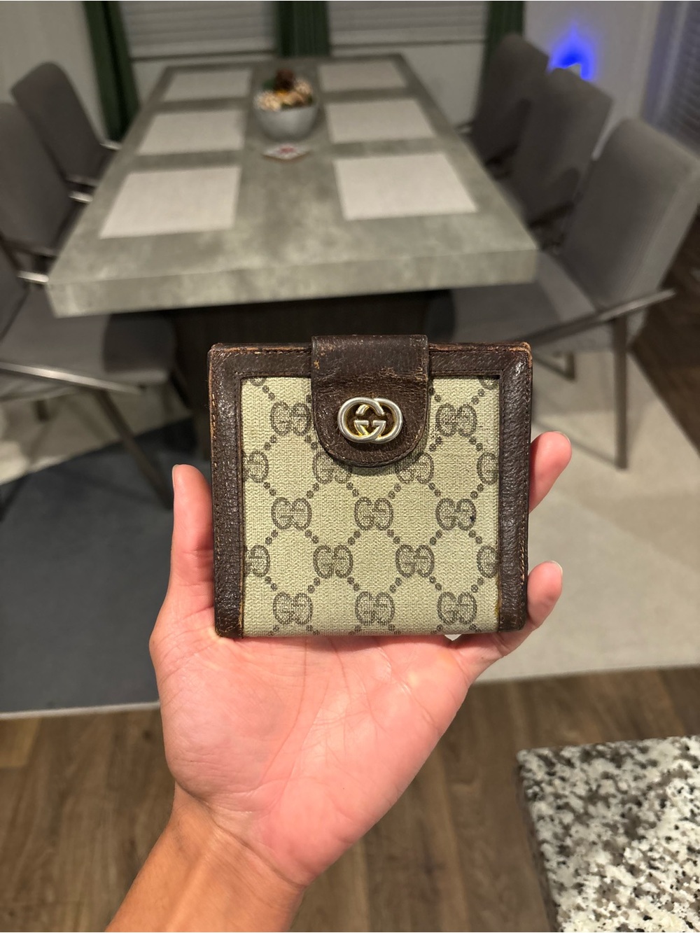 ❌ SOLD ❌ Vintage Gucci Bifold Wallet